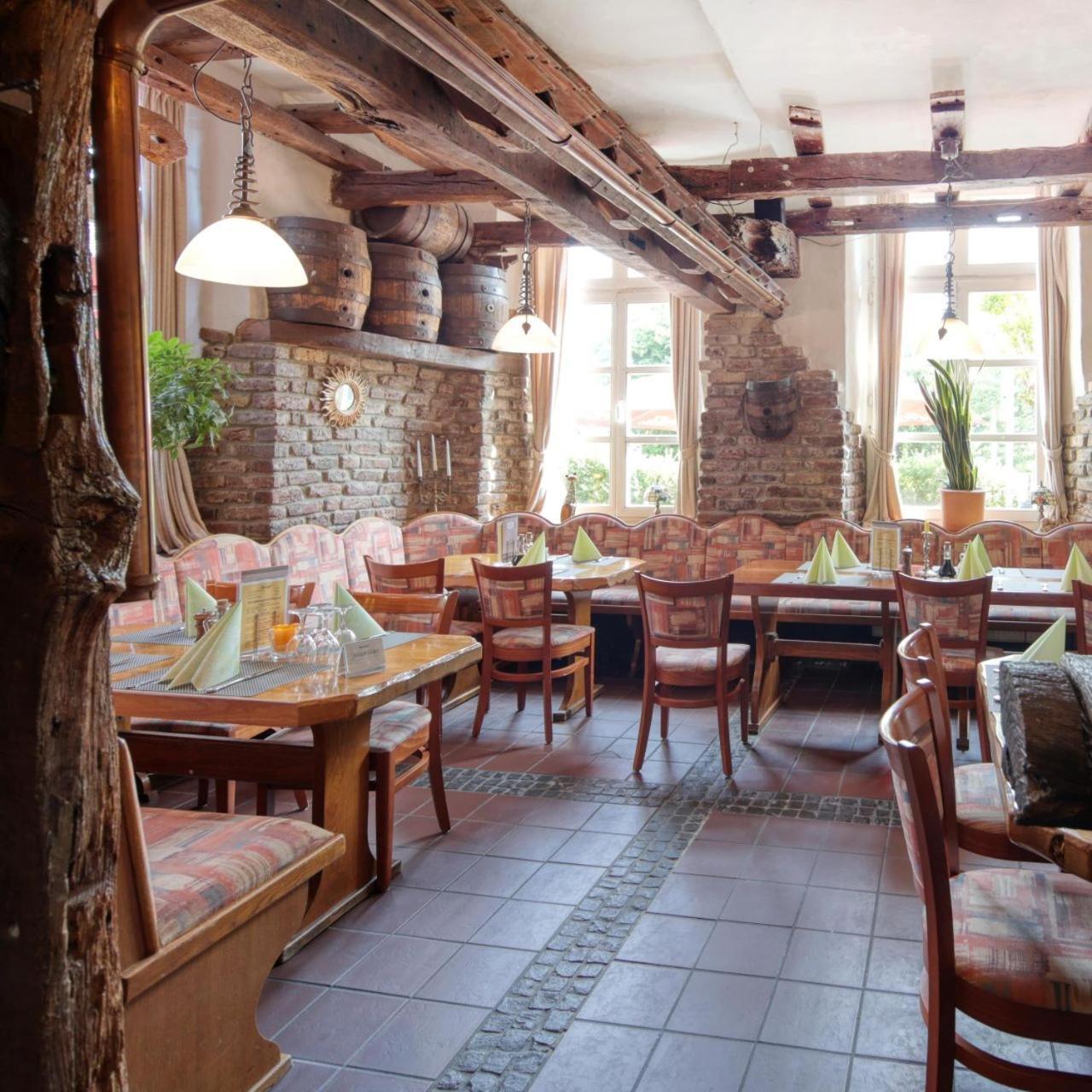 Hotel Restaurant Mathildenhof Pulheim Exterior foto